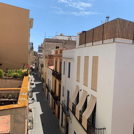 Notaria-Apartamento Y Estudio En Casco Antiguo, Al Lado De Playa, Rambla Y Monasterio, Con Acceso A Terraza Ajardinada Sant Feliu de Guíxols Luaran gambar
