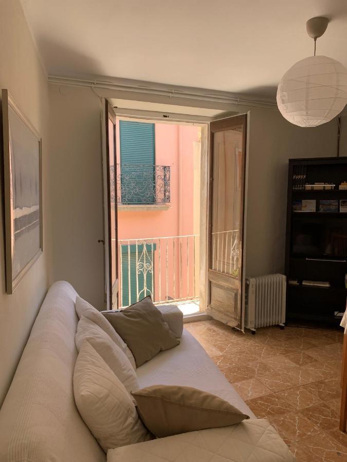 Notaria-Apartamento Y Estudio En Casco Antiguo, Al Lado De Playa, Rambla Y Monasterio, Con Acceso A Terraza Ajardinada Sant Feliu de Guíxols Luaran gambar