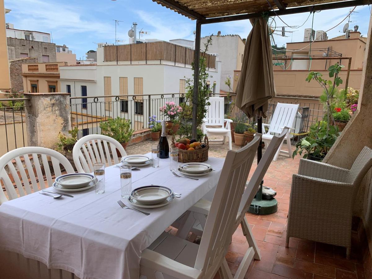 Notaria-Apartamento Y Estudio En Casco Antiguo, Al Lado De Playa, Rambla Y Monasterio, Con Acceso A Terraza Ajardinada Sant Feliu de Guíxols Luaran gambar