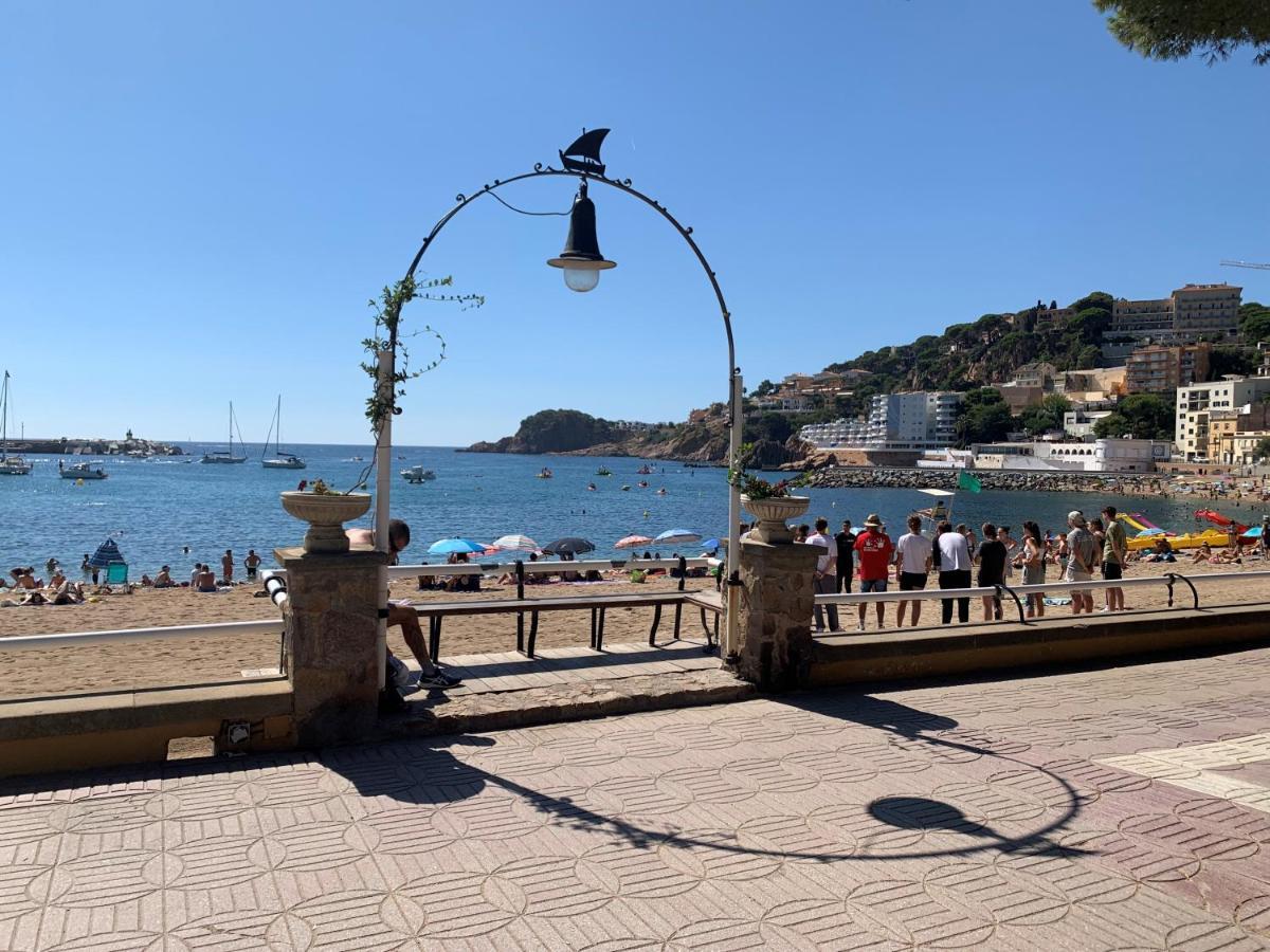 Notaria-Apartamento Y Estudio En Casco Antiguo, Al Lado De Playa, Rambla Y Monasterio, Con Acceso A Terraza Ajardinada Sant Feliu de Guíxols Luaran gambar