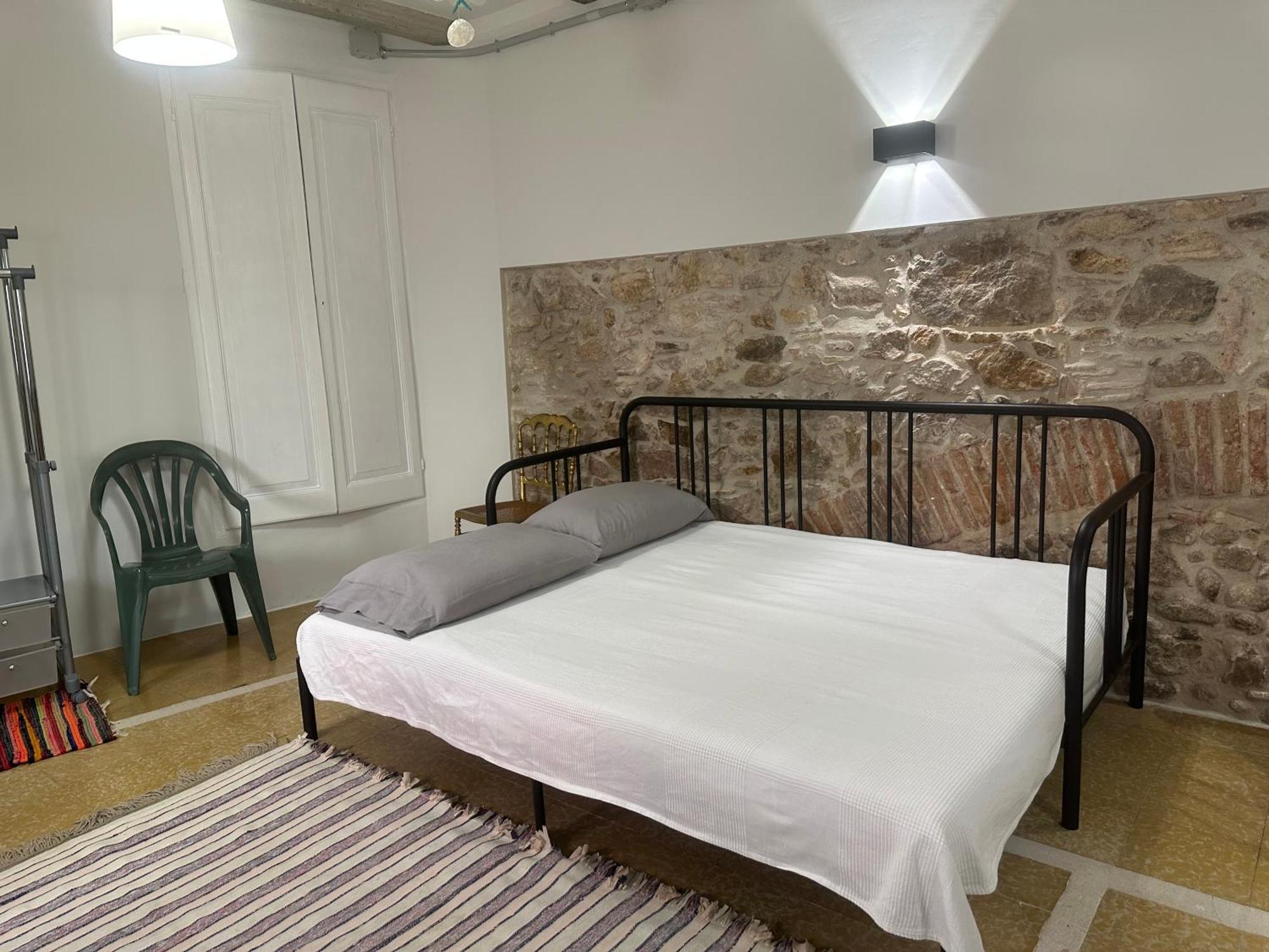 Notaria-Apartamento Y Estudio En Casco Antiguo, Al Lado De Playa, Rambla Y Monasterio, Con Acceso A Terraza Ajardinada Sant Feliu de Guíxols Luaran gambar